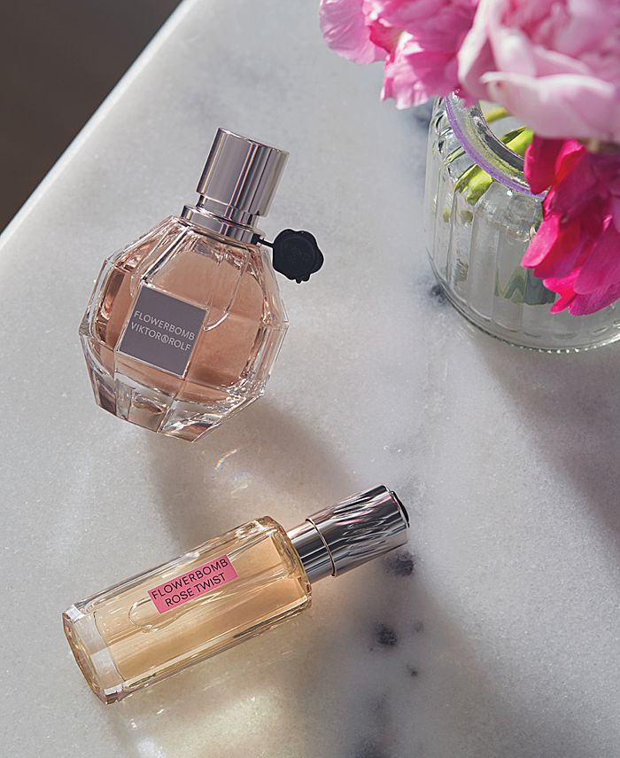 Flowerbomb rose hotsell twist layering oil