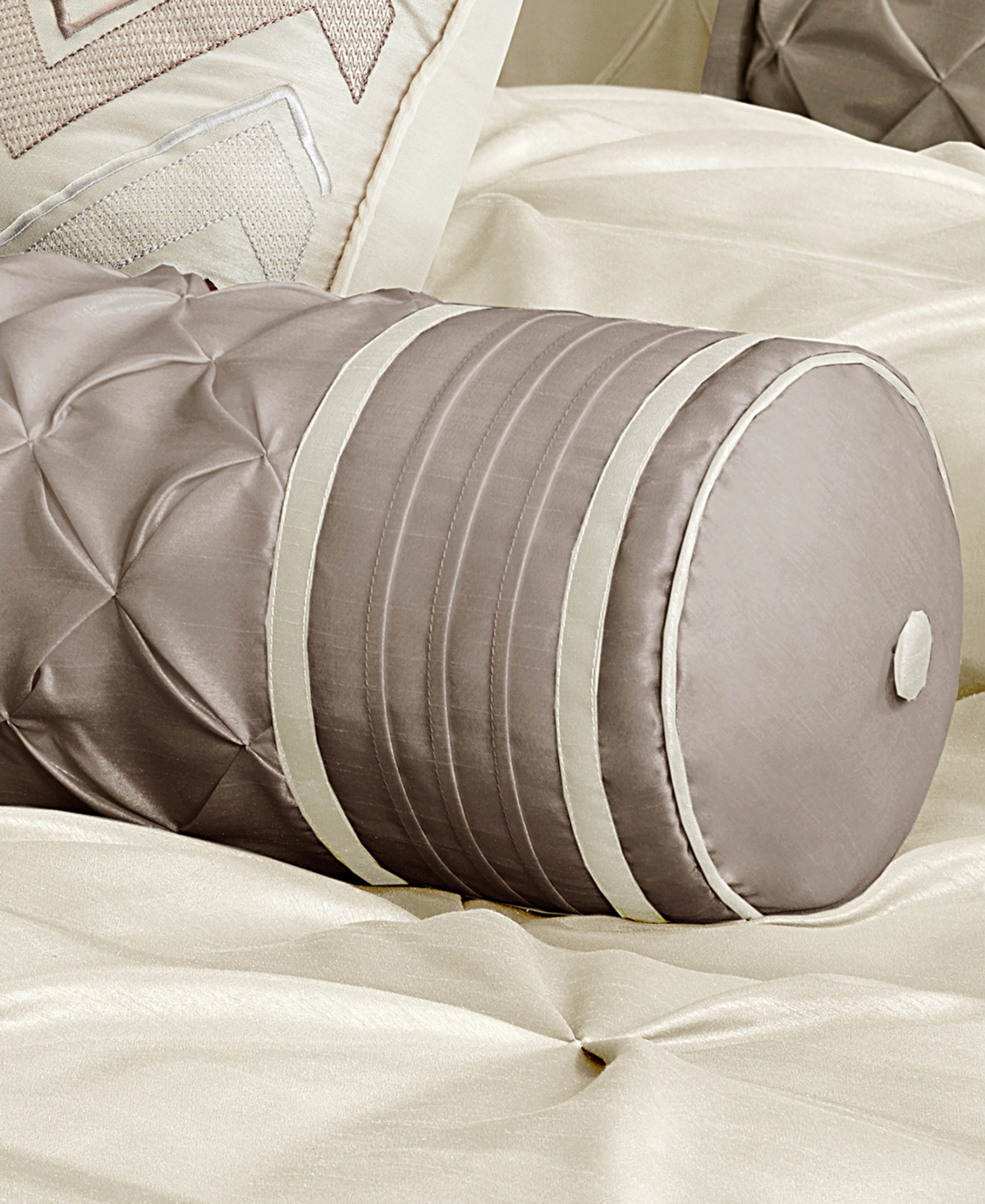 Madison Park Wilma 7-pc. Comforter Set, King In Ivory