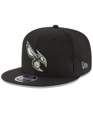 New Era - Black on Shine 9FIFTY Snapback Cap