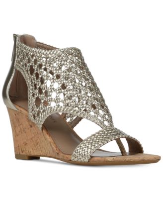 donald pliner jolie wedge sandal