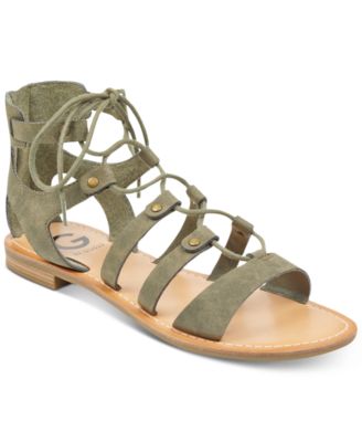 material girl shayleen flat thong sandals