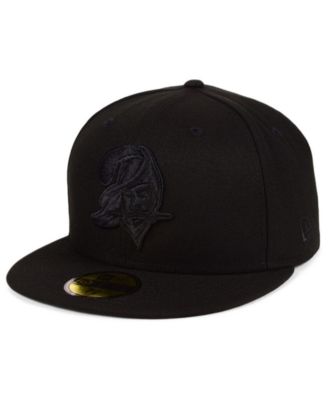 black tampa bay buccaneers hat