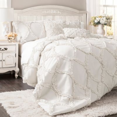 Photo 1 of Avon 3-Piece Full/Queen Comforter Set