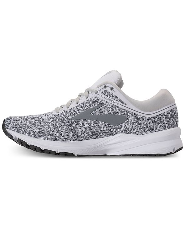 macy's brooks running shoes