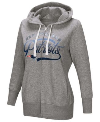 alyssa milano patriots sweater