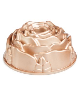 Martha Stewart Collection - Rose Bundt Pan