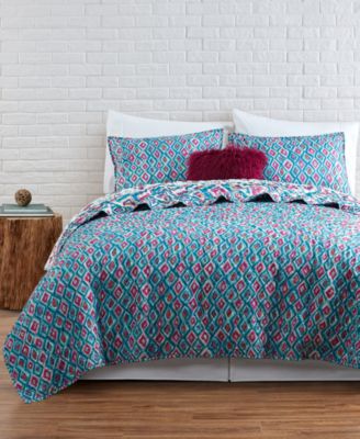 Eiffel Reversible 3-Pc. Quilt Set