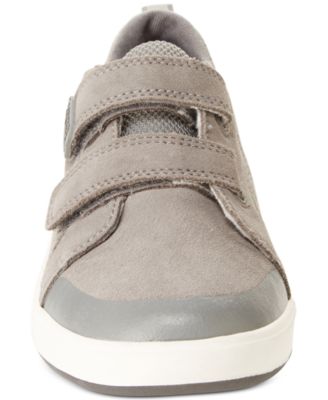 stride rite jude sneaker