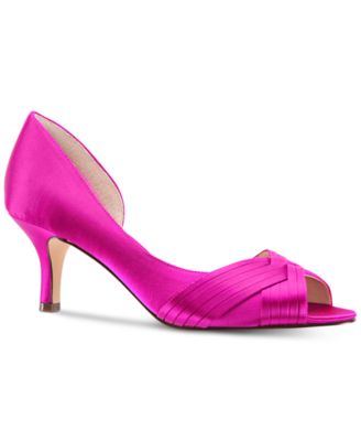 pink heels size 3