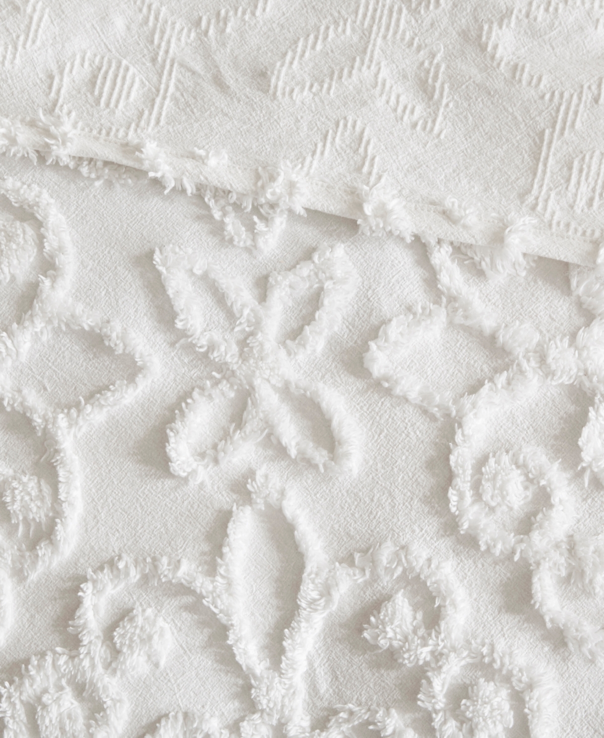 Madison Park Sabrina Tufted Cotton Chenille 5-Pc. Quilt Set, Daybed