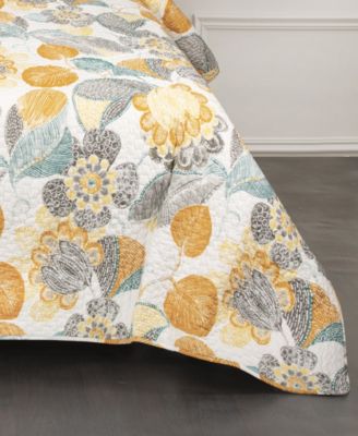 Lovely Leaf 3-Pc Set Quilt Set, King