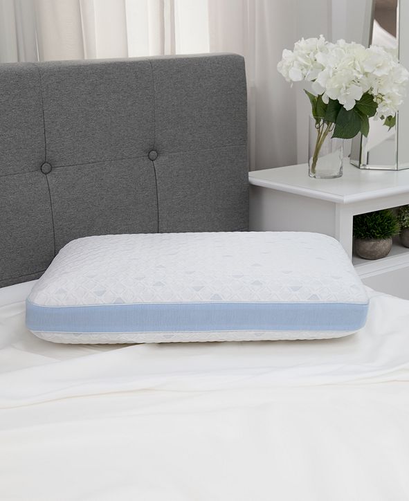 Cold Touch Gusseted GelInfused Memory Foam Pillow