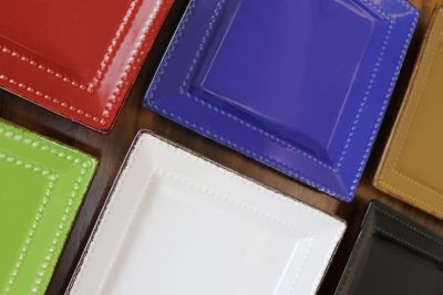 16 Piece Square Beaded Stoneware Dinnerware set, Service for 4