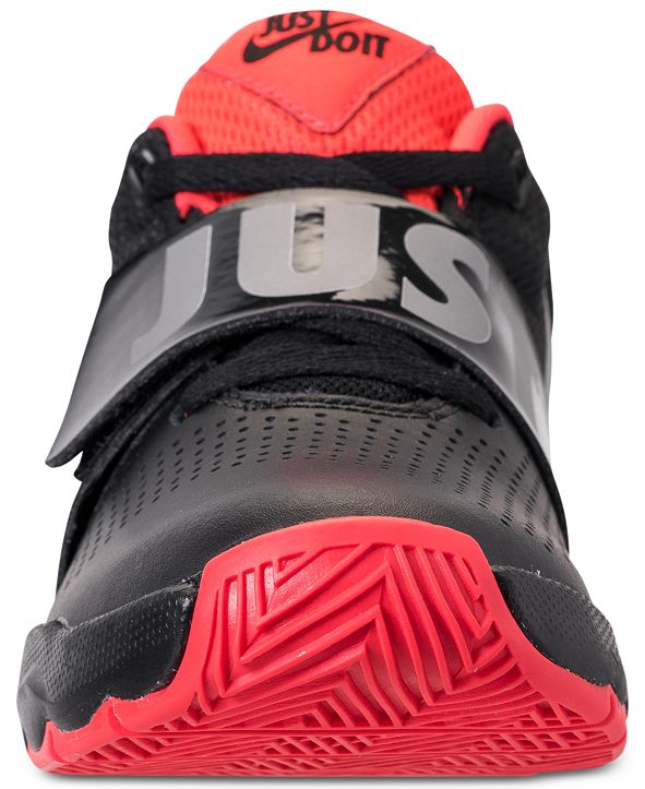 nike team hustle d8 sneaker