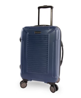 Nova Hardside Spinner Luggage Collection