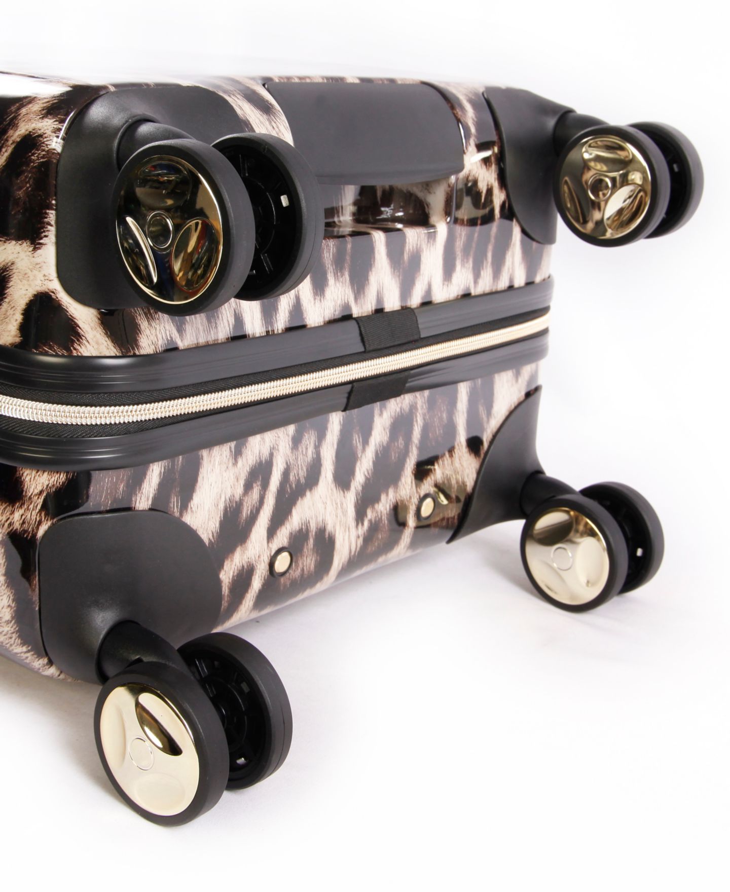 Чемодан Bebe Adriana 21" Hardside Carry-On Spinner, цвет: Леопардовый — фото 13