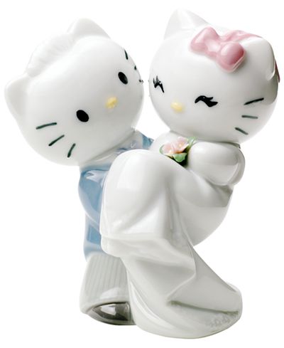 Nao by Lladro Hello Kitty Gets Married Collectible Figurine