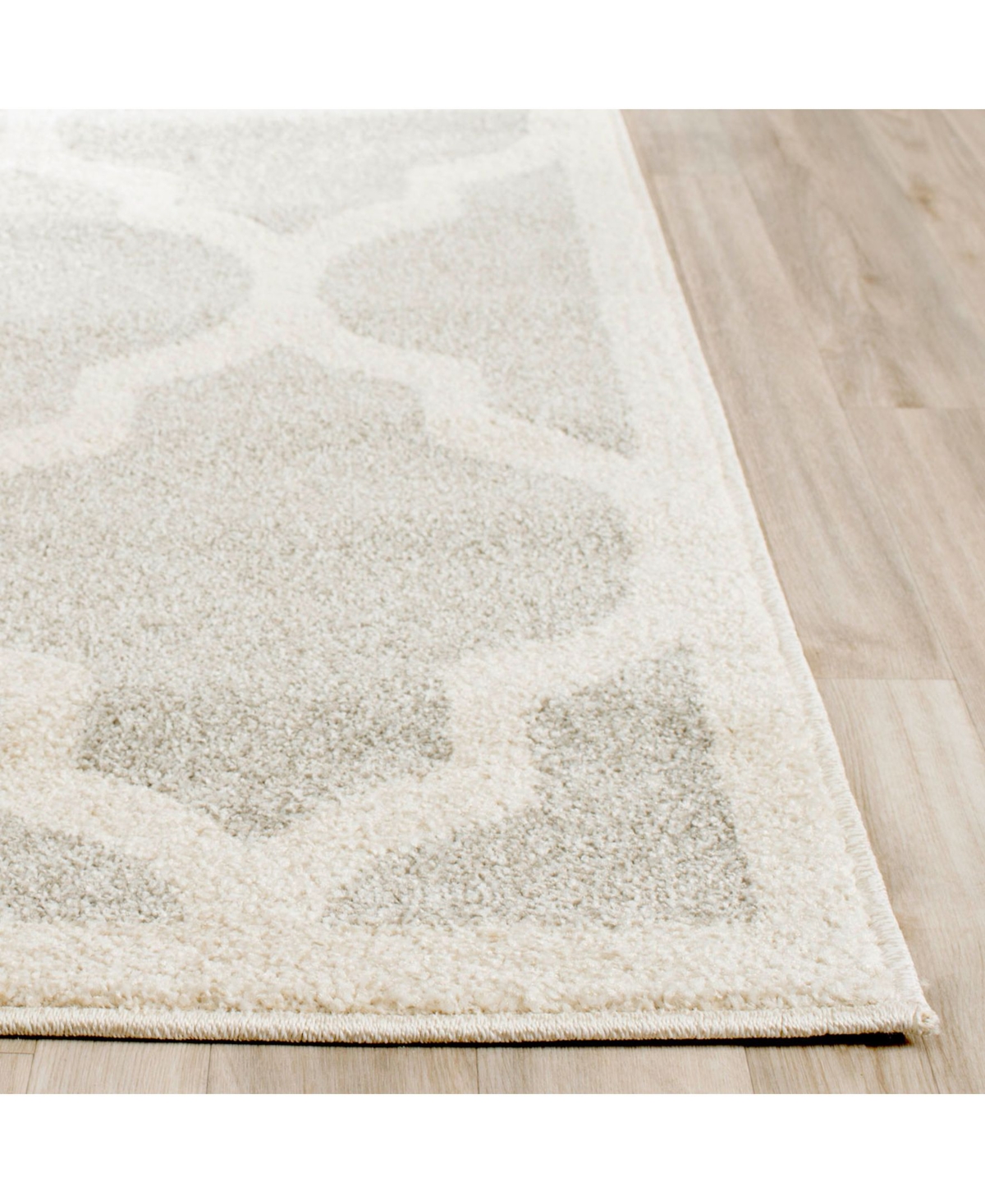 Safavieh Amherst Light Gray and Beige 10' x 14' Area Rug - Light Gray