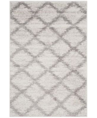 Adirondack 122 Ivory and Silver 5'1" x 7'6" Area Rug