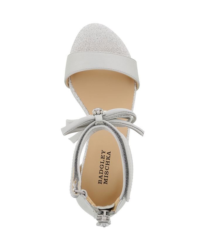 badgley mischka pernia