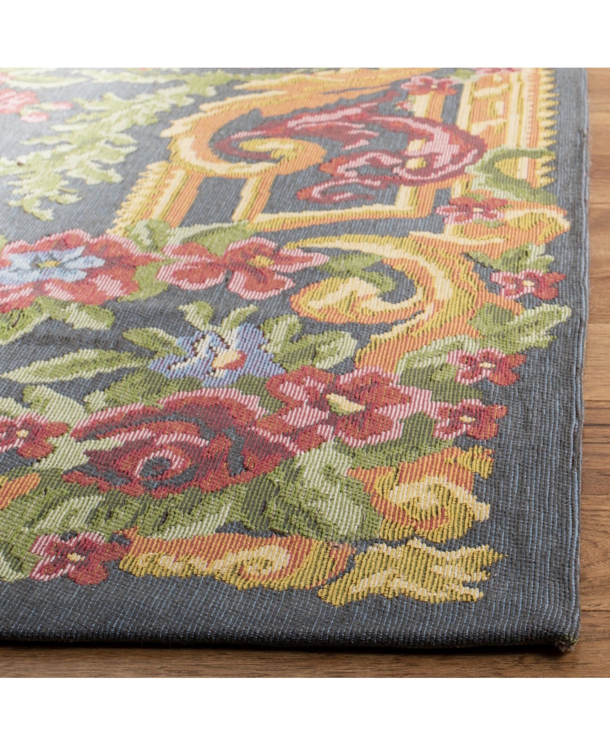Safavieh Classic Vintage CLV110 Gray and Rose Area Rug
