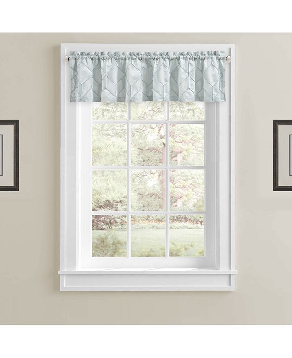 J Queen New York Horizons Straight Valance & Reviews Shower Curtains