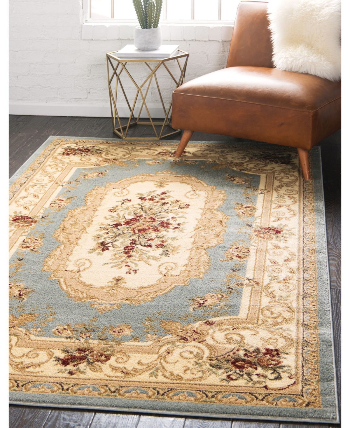 Bayshore Home Belvoir Blv3 5' x 8' Area Rug