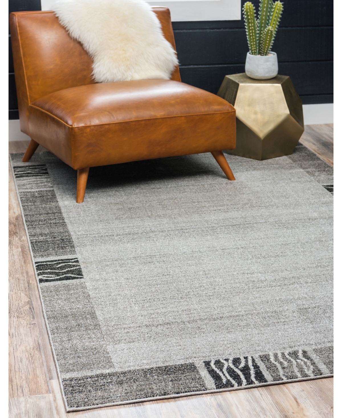 Bayshore Home Lyon Lyo1 9' x 12' Area Rug