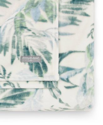 Wallpaper Leaves Castaway Ultra Soft Plush Throw, 50" x 70"