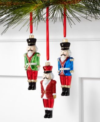 holiday nutcrackers christmas decor