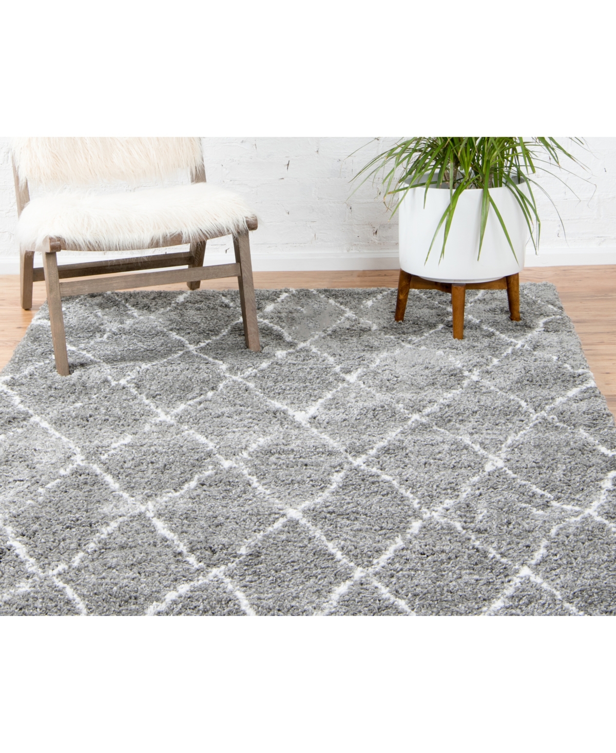 Bayshore Home Fazil Shag Faz3 Area Rug