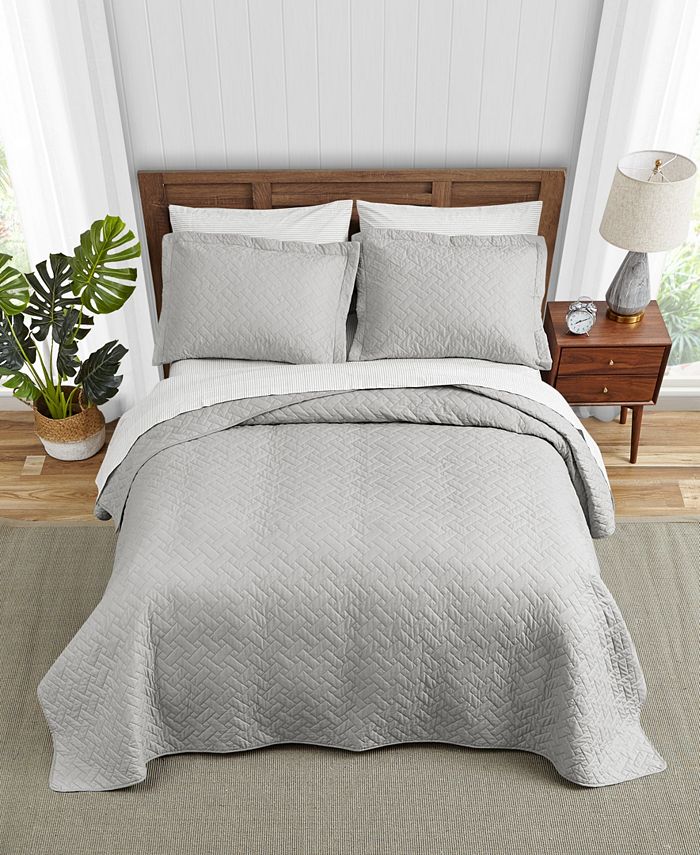 Tommy Bahama Home - Tommy Bahama Solid Pelican Grey Reversible 3-Piece King Quilt Set