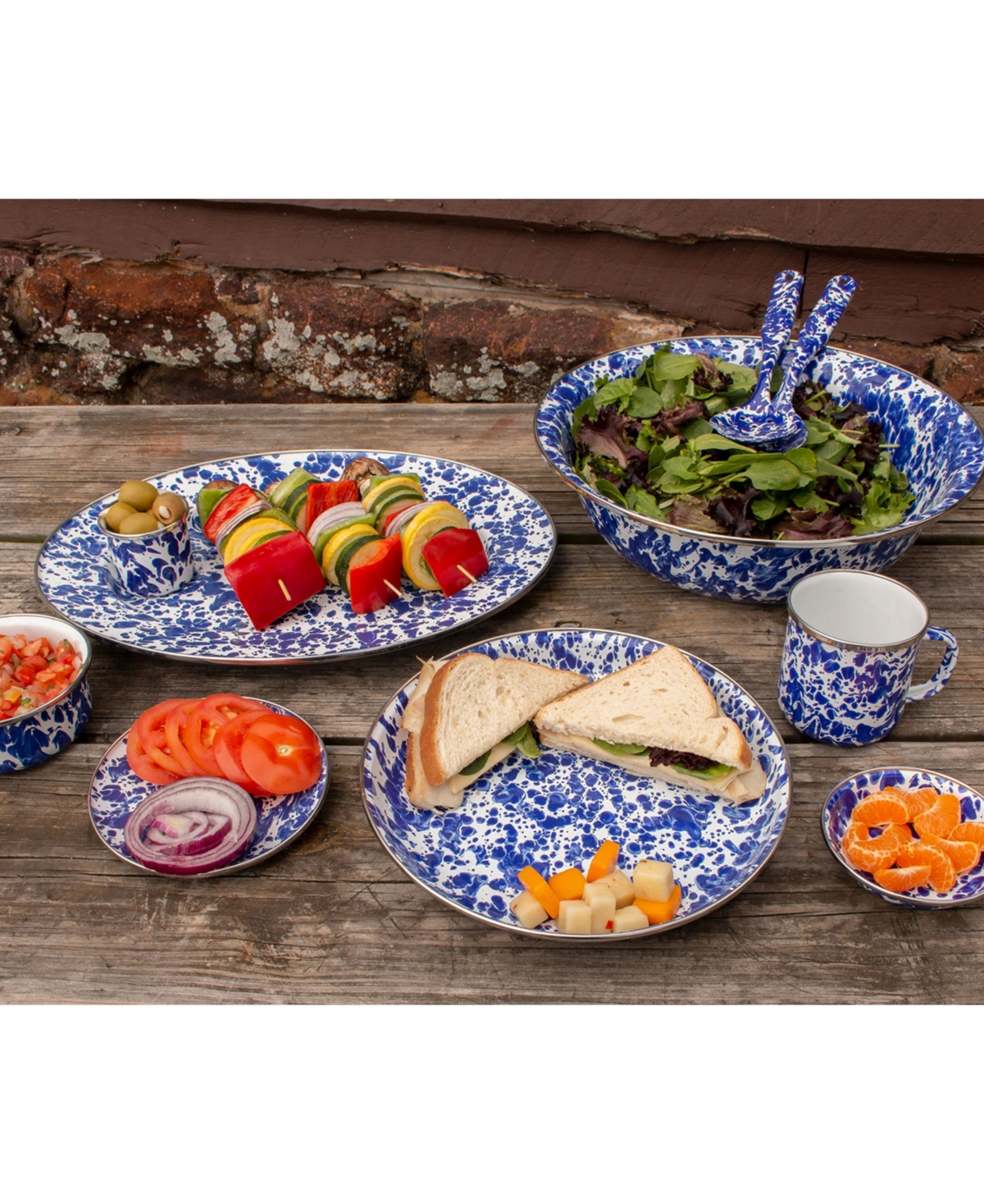 Golden Rabbit Swirl Enamelware Collection 20" Serving Tray In Red
