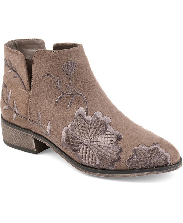 journee collection womens terrain block heel booties