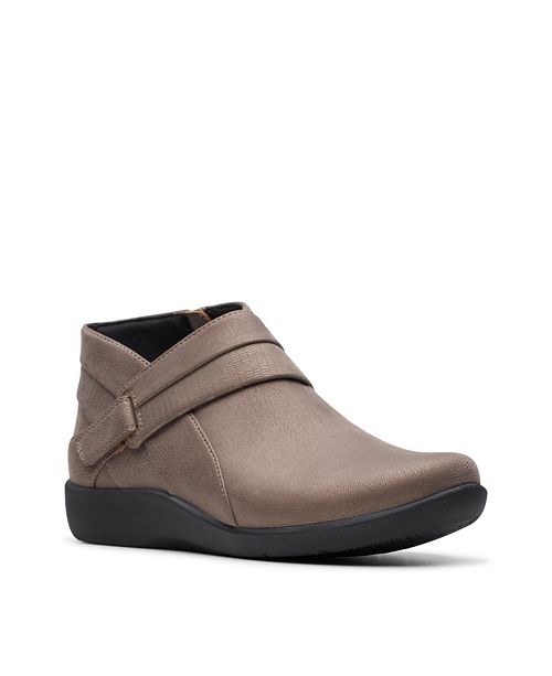 Clarks CloudSteppers Women's Sillian Rani Ankle Booties & Reviews ...