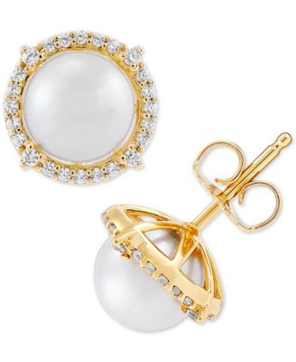 Cultured Freshwater Pearl (7mm) & Diamond (1/6 ct. t.w.) Stud Earrings in 14k Gold