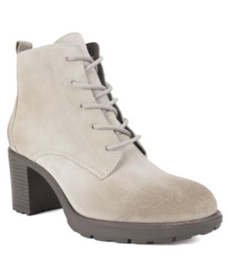 white mountain ankle boots