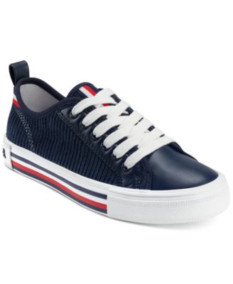 macy's tommy shoes