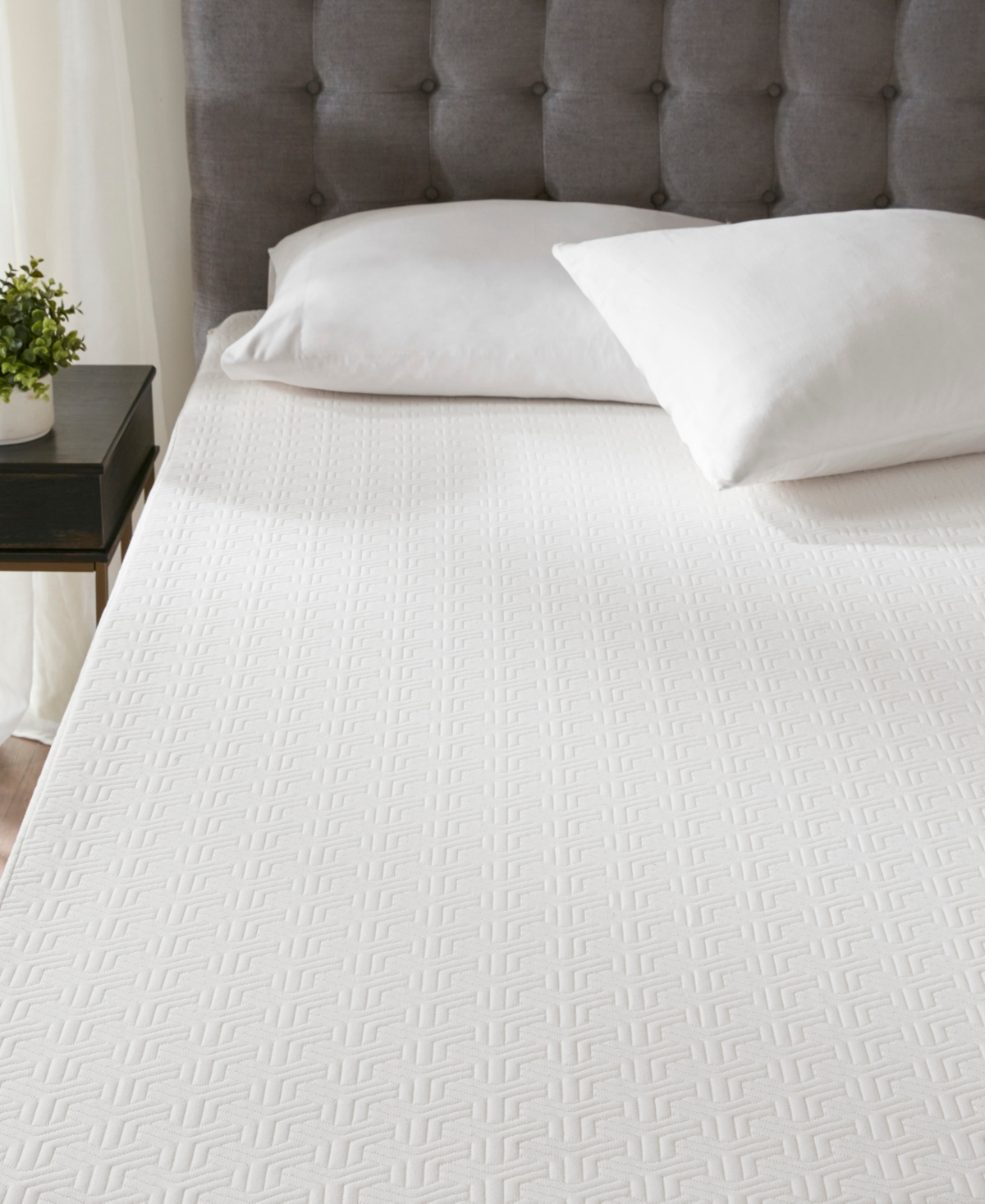 Madison Park 4" 3M-Moisture-Management Memory Foam Mattress Topper