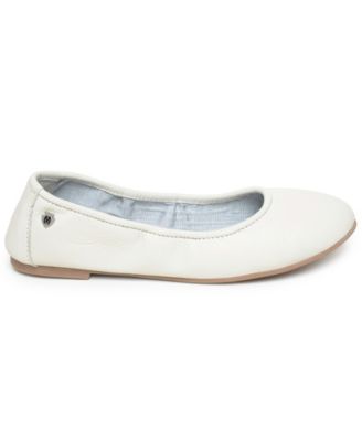 minnetonka anna ballet flat