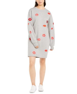 lip print sweatshirt