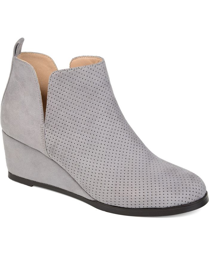 Journee collection wedge boots clearance