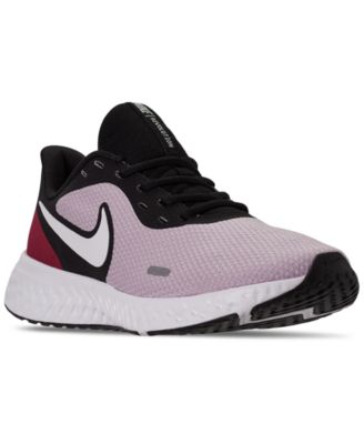 nike running shoes macys