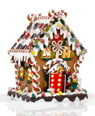 pre lit gingerbread house