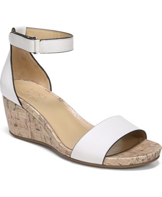 naturalizer wedges