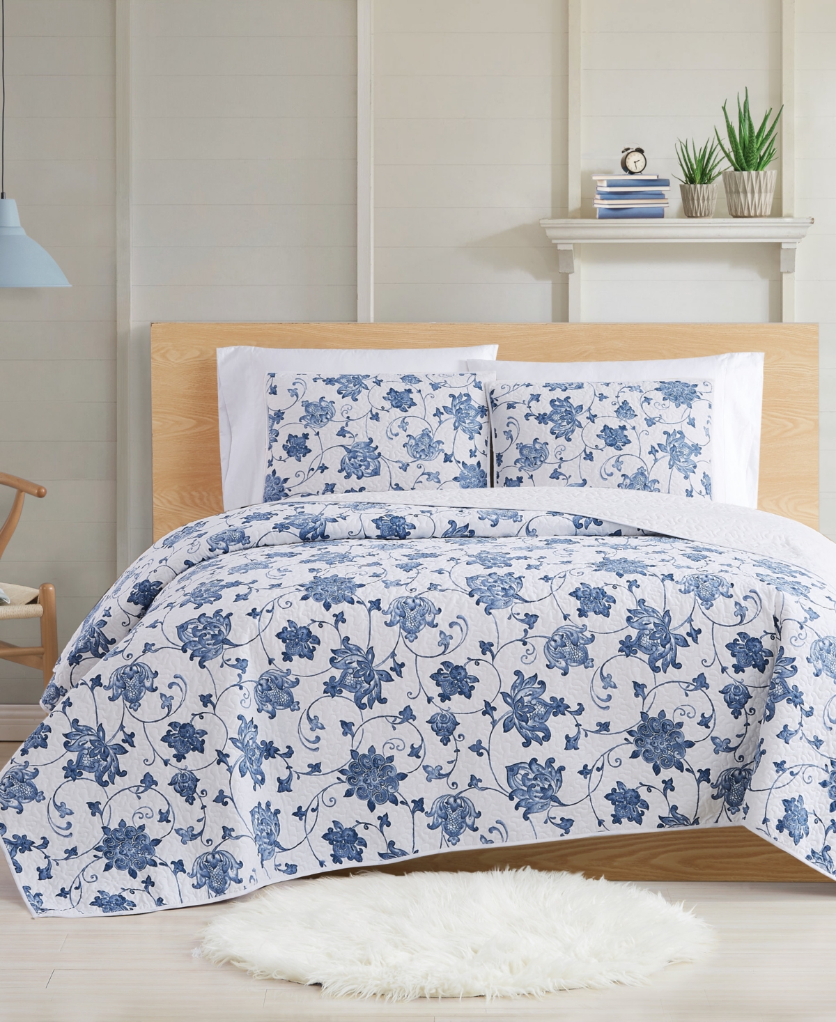 Cottage Classics Estate Bloom 3-Pc. Quilt Set