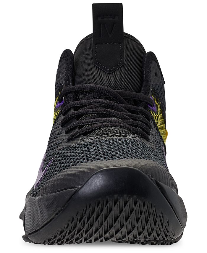nike witness iv