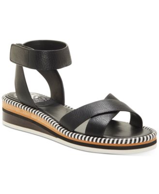vince camuto morina flat sandals
