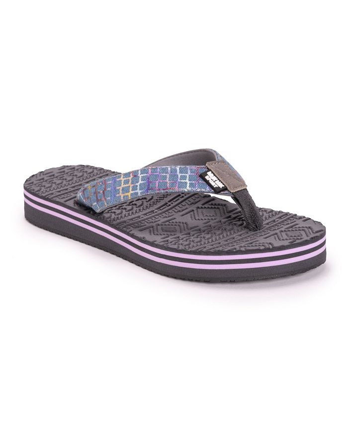 Muk luks clearance emma flip flops
