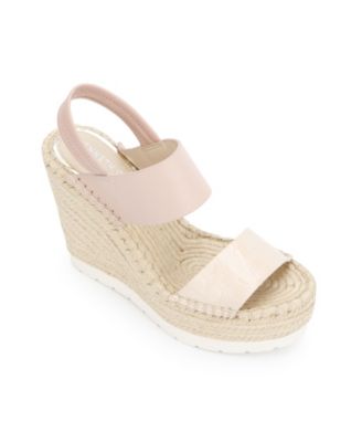 kenneth cole olivia simple wedge